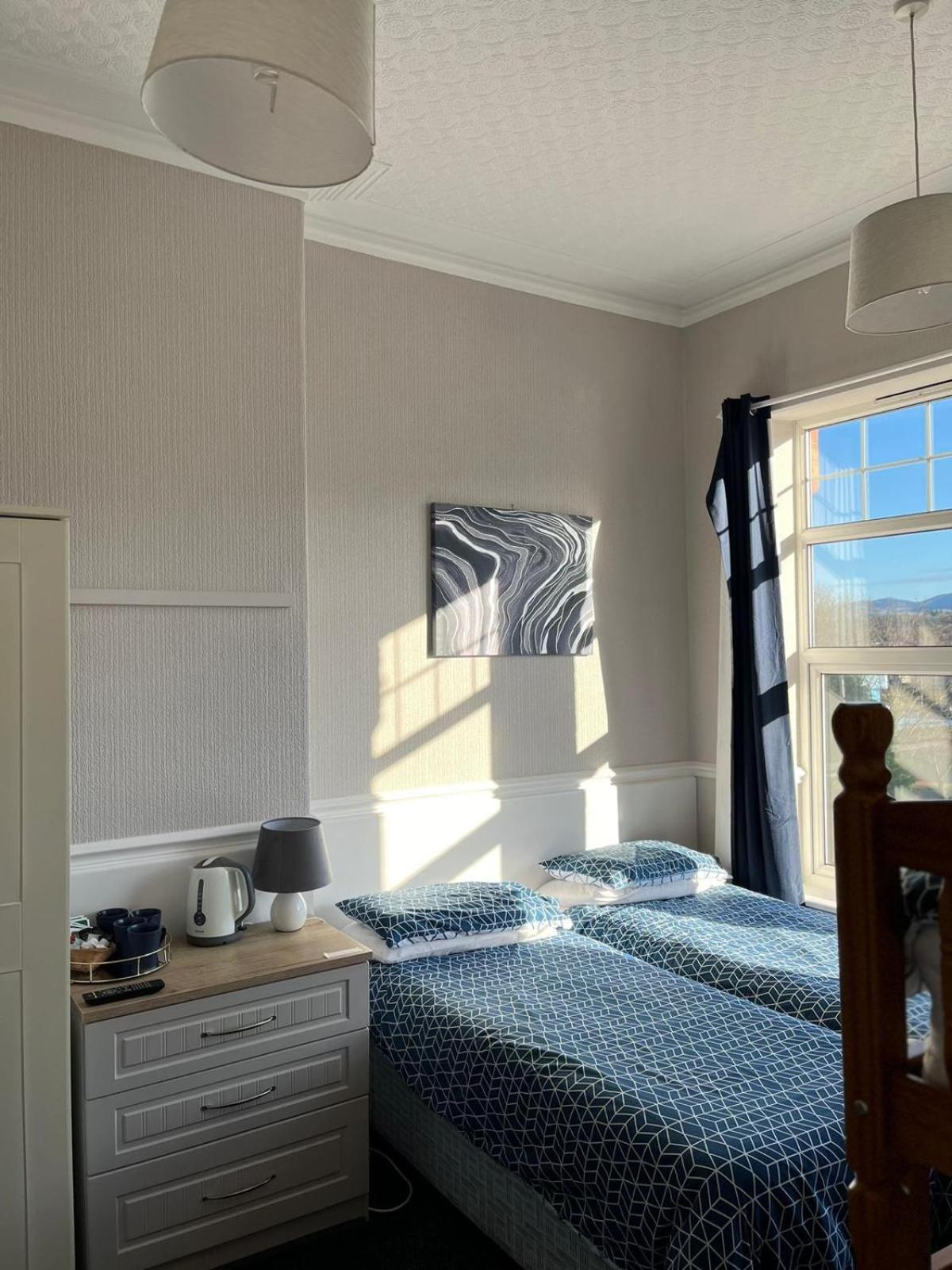 Y Garth Guesthouse Bangor  Luaran gambar