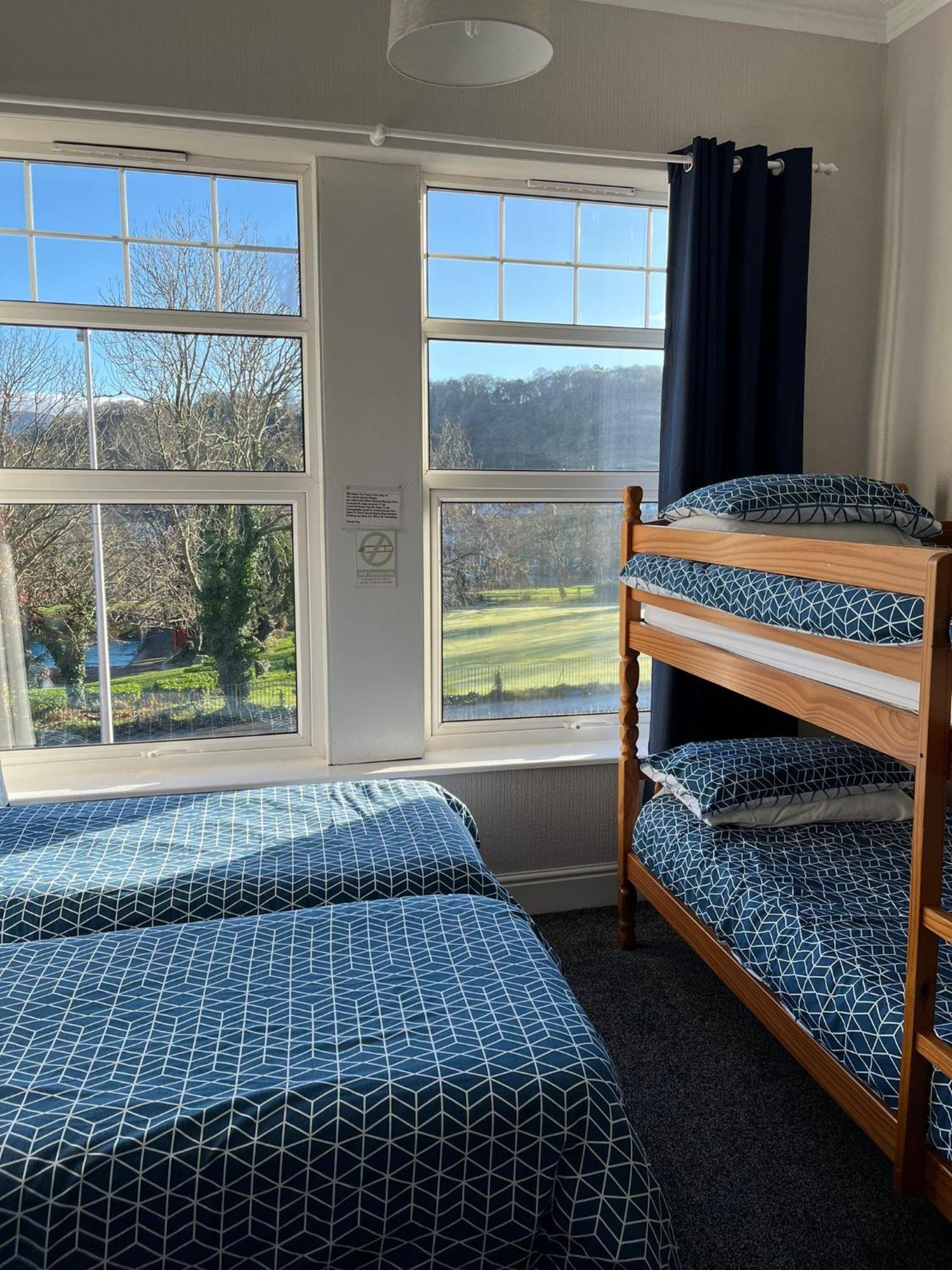 Y Garth Guesthouse Bangor  Luaran gambar